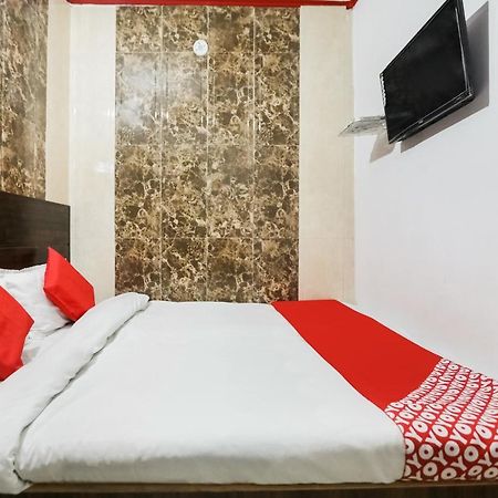 Hanumāngarh Oyo 69534 Hotel Nanda Tower מראה חיצוני תמונה
